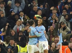 Man City Vs Arsenal: Gol Kaki Kanan Pertama Ake