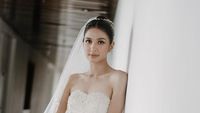 6 Foto Body Goals Mikha Tambayong, Ternyata Sudah Bertahun-tahun Tak Makan Nasi