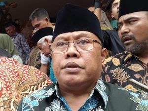 Gaduh Penangkapan Samanhudi, Walkot Santoso Harap Blitar Tetap Kondusif Gaduh Penangkapan Samanhudi, Walkot Santoso Harap Blitar Tetap Kondusif