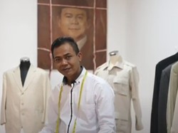 Sosok di Balik Baju Safari Gagah Prabowo Subianto