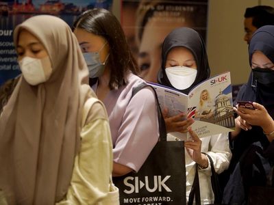 Antusiasme Warga +62 Kunjungi Pameran Pendidikan UK 2023 di Jakarta