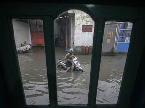 Drainase Buruk, Jalan di Sidoarjo Banjir