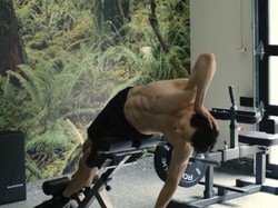 Menolak Tua Ala Miliarder AS, Terapi Sel hingga Botox Alat Vital