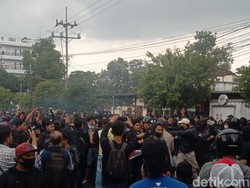 Sempat Diamankan, 94 Orang Tak Terlibat Rusuh Demo Arema FC Dipulangkan