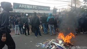 Penampakan Sisa Ricuh Demo Aremania di Kandang Singa Arema FC