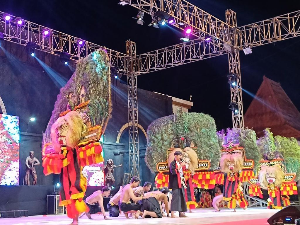 Mantap! Festival Nasional Reog Ponorogo Masuk Top 10 KEN Kemenparekraf