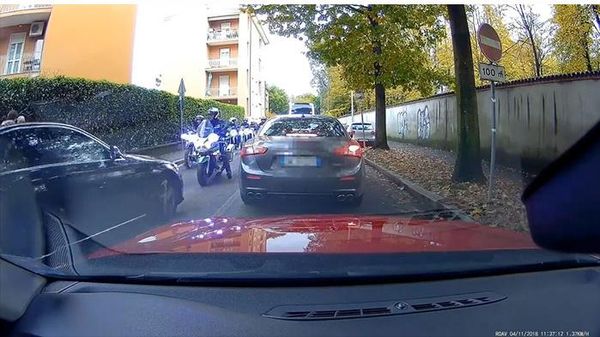 Rasain! 15 Foto Bukti Karma Itu Nyata