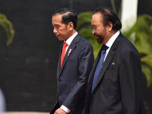 Pertemuan Jokowi dan Surya Paloh: Isinya Rahasia, Diantar Sampai Halaman Pertemuan Jokowi dan Surya Paloh: Isinya Rahasia, Diantar Sampai Halaman