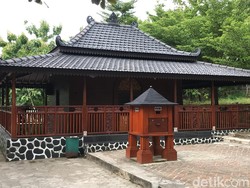 Unik! Umpak Makam Putri Campa di Rembang Terbuat dari Tulang Ikan