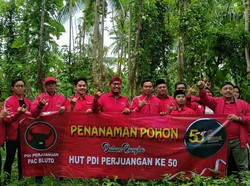 HUT ke-50 PDIP, Kader Sumenep Tanam 200 Pohon Wujud Peduli Lingkungan