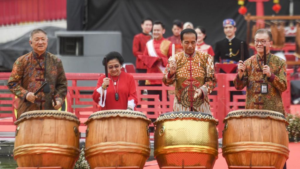 Jokowi-Megawati Hadiri Perayaan Imlek Nasional 2023