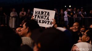 Ekspresi Meriah Sheila Gank Nonton Konser Sheila On 7 di Jakarta