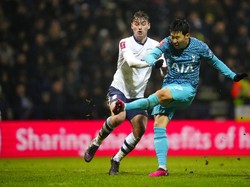 Hasil Piala FA: Brace Casemiro Bawa MU Menang-Son Bikin Gol Indah