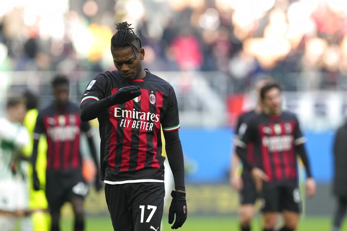 AC Milans Rafael Leao reacts after losing a Serie A soccer match between AC Milan and Sassuolo at the San Siro stadium in Milan, Italy, Sunday, Jan. 29, 2023. (AP Photo/Antonio Calanni)