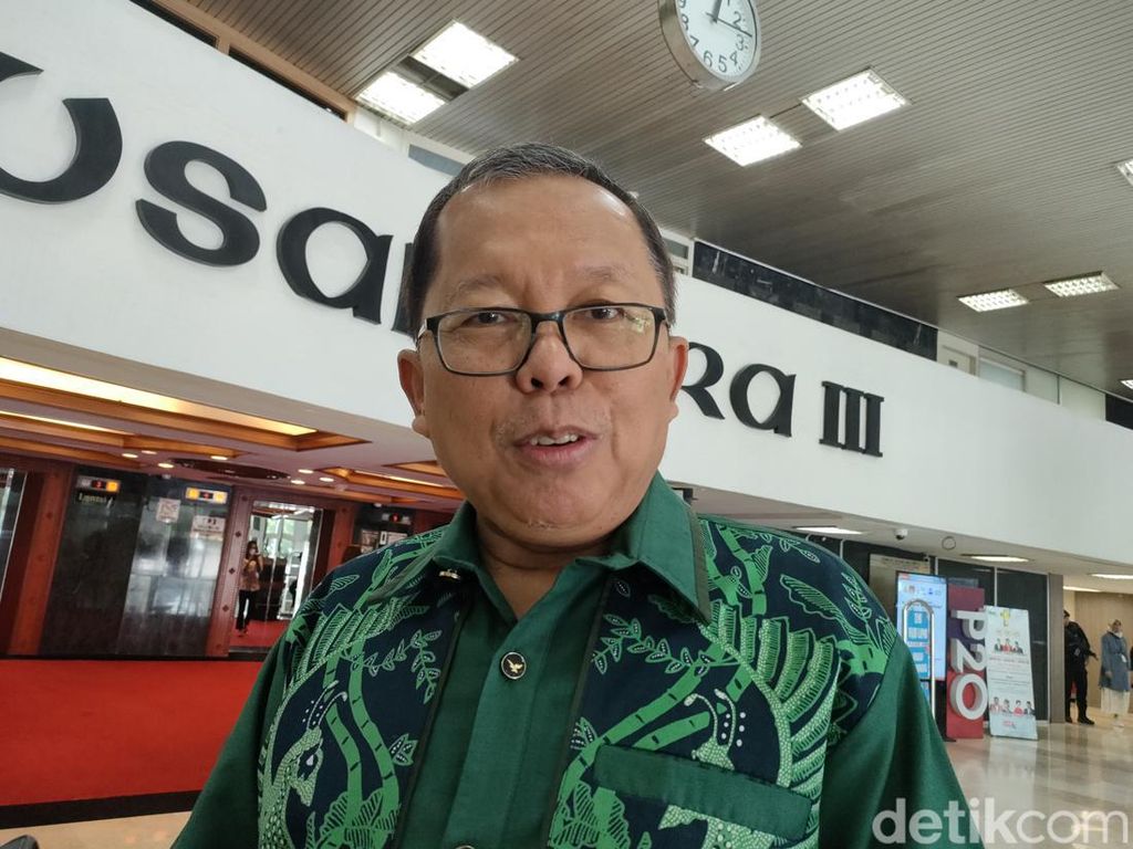 Isu Reshuffle Menguat, PPP Ngarep Jatah Menteri Bertambah Isu Reshuffle Menguat, PPP Ngarep Jatah Menteri Bertambah