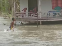 120 KK di Luwu Utara Terisolasi Akibat Banjir, Siswa SD Tak Sekolah