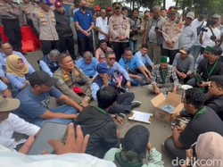 Geger Tarif Naik 30 Persen, PDAM Indramayu Didemo Mahasiswa