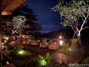 Menikmati Senja Ubud dan Kuliner Jepang-Bali di Tempat Favorit Seleb Dunia Menikmati Senja Ubud dan Kuliner Jepang-Bali di Tempat Favorit Seleb Dunia