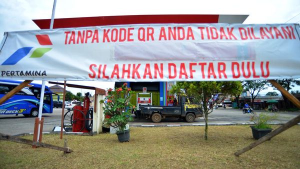 Potret Beli BBM Mulai Pakai QR Code, Lancar Nggak?