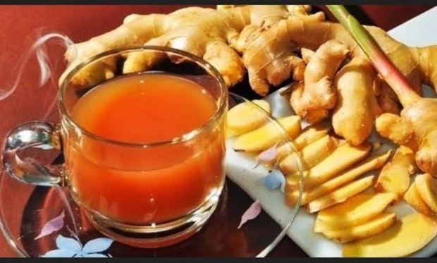 Jamu gepyokan merupakan minuman tradisional yang terbuat dari campuran rempah-rempah khas Indonesia