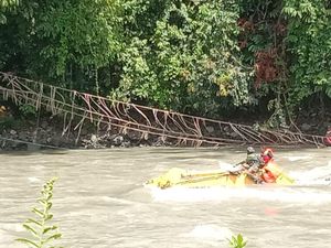 Jembatan di Sungai Papua Pegunungan Putus: Kronologi dan Identitas Korban Jembatan di Sungai Papua Pegunungan Putus: Kronologi dan Identitas Korban