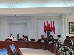 Jokowi-Maruf Kumpulkan Para Menteri di Istana, Apa yang Dibahas?