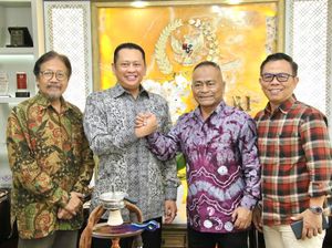 Bamsoet: Hari Pers Jadi Momentum Tingkatkan Peran Piranti Demokrasi Bamsoet: Hari Pers Jadi Momentum Tingkatkan Peran Piranti Demokrasi