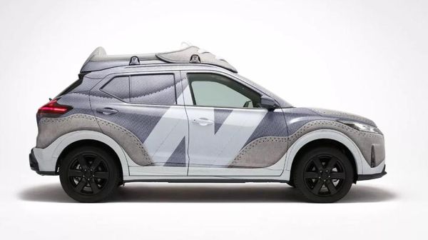 Penampakan Mobil Kolaborasi Nissan-New Balance, Mirip Sepatu Raksasa!
