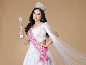 Ngalam Mbois: Seabrek Prestasi Antar Natali ke Kontes Kecantikan di Meksiko Ngalam Mbois: Seabrek Prestasi Antar Natali ke Kontes Kecantikan di Meksiko