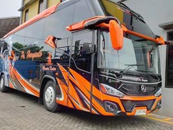 PO Haryanto Rilis 2 Bus Baru: Kombinasi Bodi Piala Mas dan Sasis Mercedes-Benz