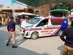 Korban Tewas Ledakan di Masjid Pakistan Jadi 47 Orang, 150 Luka-luka