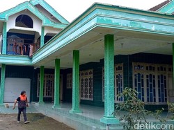 Melihat Lokasi Penampungan PMI Ilegal  di Tulungagung yang Digerebek