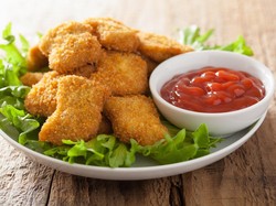 Anak-anak Doyan Nugget Ayam, Ternyata Karena Alasan Ini