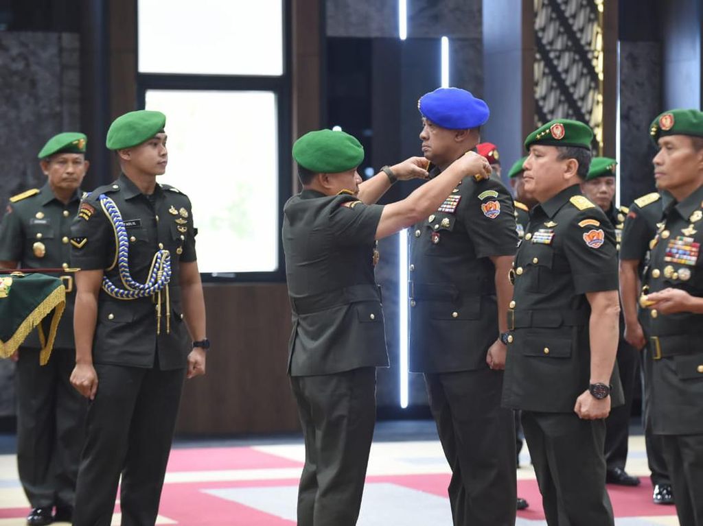 Jenderal Dudung Pimpin Sertijab Sejumlah Pejabat TNI AD