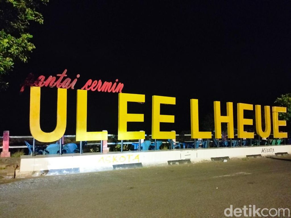6 Tempat Nongkrong Asyik di Banda Aceh saat Malam Hari, Jangan Lupa Singgah! 6 Tempat Nongkrong Asyik di Banda Aceh saat Malam Hari, Jangan Lupa Singgah!