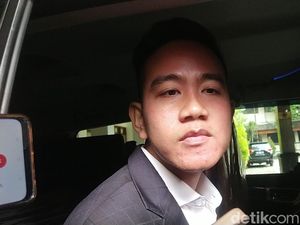 Gibran Respons Netizen Unggah Foto Xi Feng Hoe: Agak Stres Tapi Yaudahlah