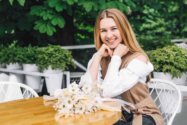 Virgo merias diri secara sederhana, tapi penuh perjuangan untuk membuatnya cantik secara alami.