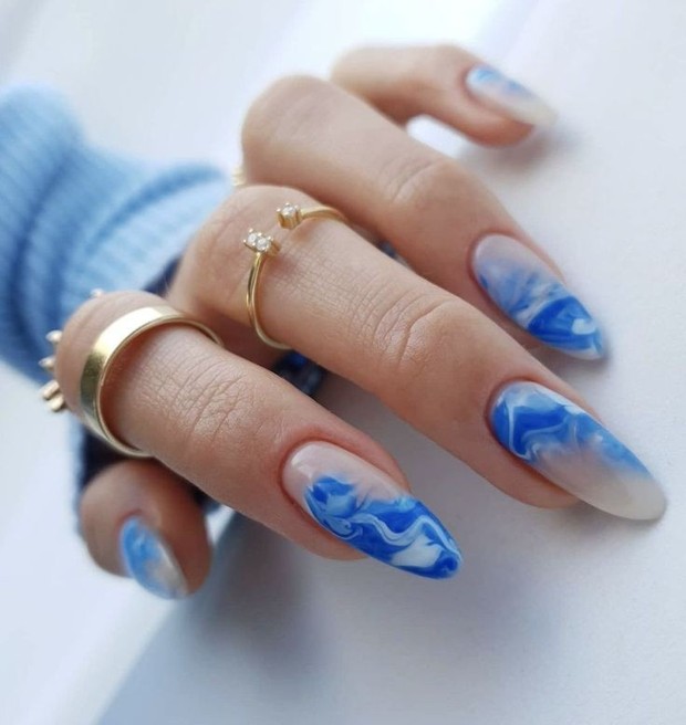 Aquarius nail art