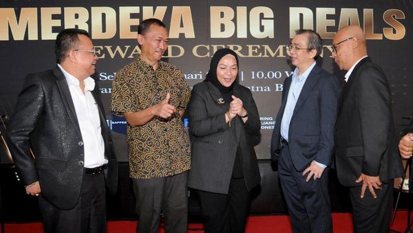 Bangun Kepercayaan Masyarakat di Layanan Jasa Keuangan