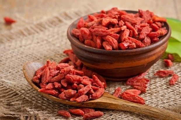 Goji berry merupakan salah satu makanan yang dikonsumsi masyarakat China dan mampu merawat kulit