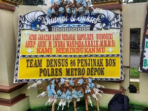 Kocak! Kapolres Baru Wonogiri Dapat Karangan Bunga Densus 86 Penjinak Bon