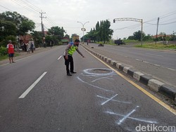 Jalan Berlubang di Lamongan Bikin Nyawa Biker Melayang