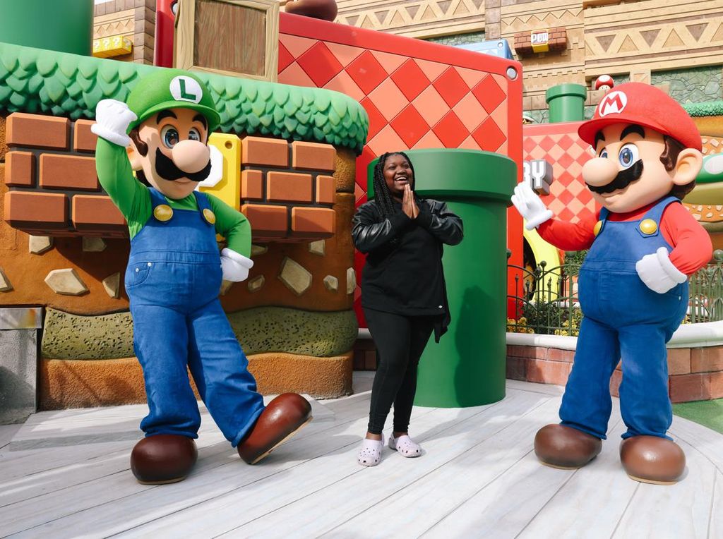 Kemeriahan Dunia Mario Bros di Super Nintendo World AS Kemeriahan Dunia Mario Bros di Super Nintendo World AS
