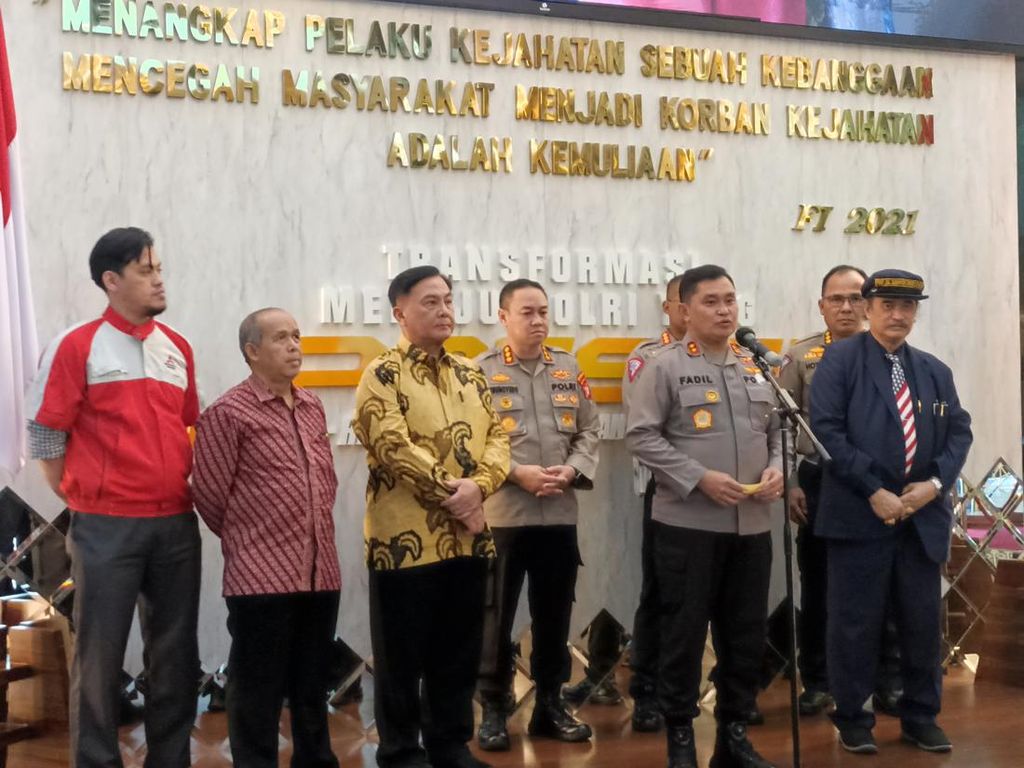 Keluarga Mahasiswa UI Tak Ikut Rapat TPF Kecelakaan, Polda Metro Undang Ulang Keluarga Mahasiswa UI Tak Ikut Rapat TPF Kecelakaan, Polda Metro Undang Ulang
