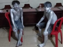 Satpol PP Razia Manusia Silver yang Nekat Minta-minta di Kota Pasuruan