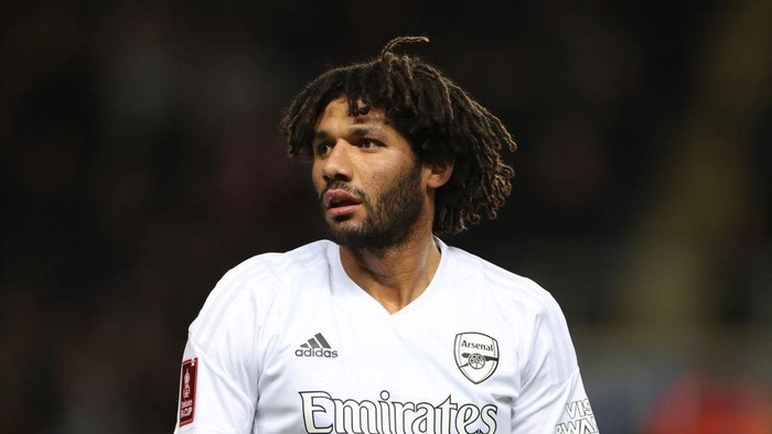 OXFORD, ENGLAND - JANUARY 09: Mohamed Elneny of Arsenal during the Emirates FA Cup Third Round match between Oxford United and Arsenal at Kassam Stadium on January 09, 2023 in Oxford, England. (Photo by Catherine Ivill/Getty Images)