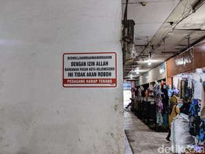 Pedagang Pasar Kota Bojonegoro Ngaku Resah hingga Curhat ke Kapolres Pedagang Pasar Kota Bojonegoro Ngaku Resah hingga Curhat ke Kapolres