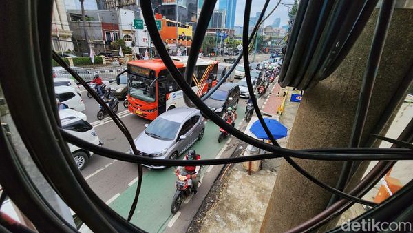 Potret Macet di Jalan Mampang Saat Jam Pulang Kantor