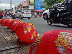 600 Lampion Terangi Tabanan Jelang Perayaan Cap Go Meh
