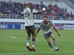 Jabar Hari Ini: Persib Kudeta Persija di Puncak Klasemen Liga 1 Jabar Hari Ini: Persib Kudeta Persija di Puncak Klasemen Liga 1